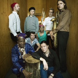 22541-Helsinki_Cotonou-Ensemble_photo_by_Sami_Mannerheimo